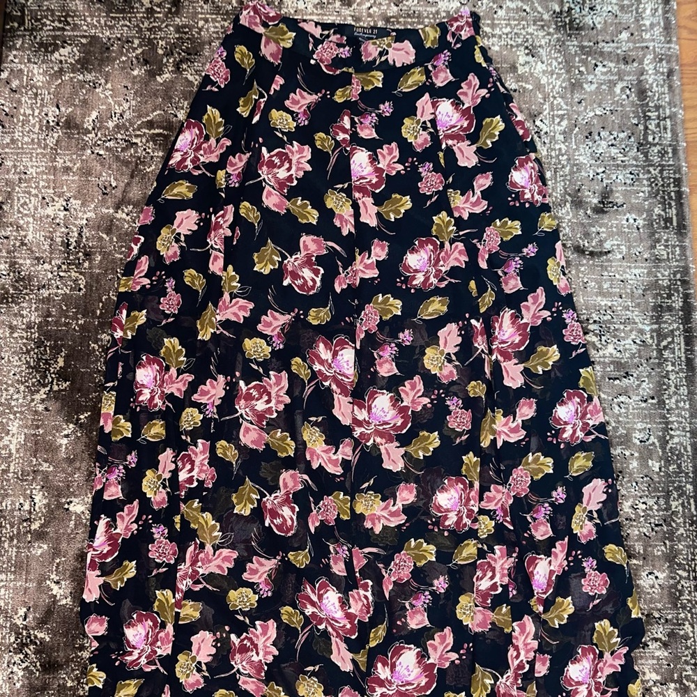 F21 skirt